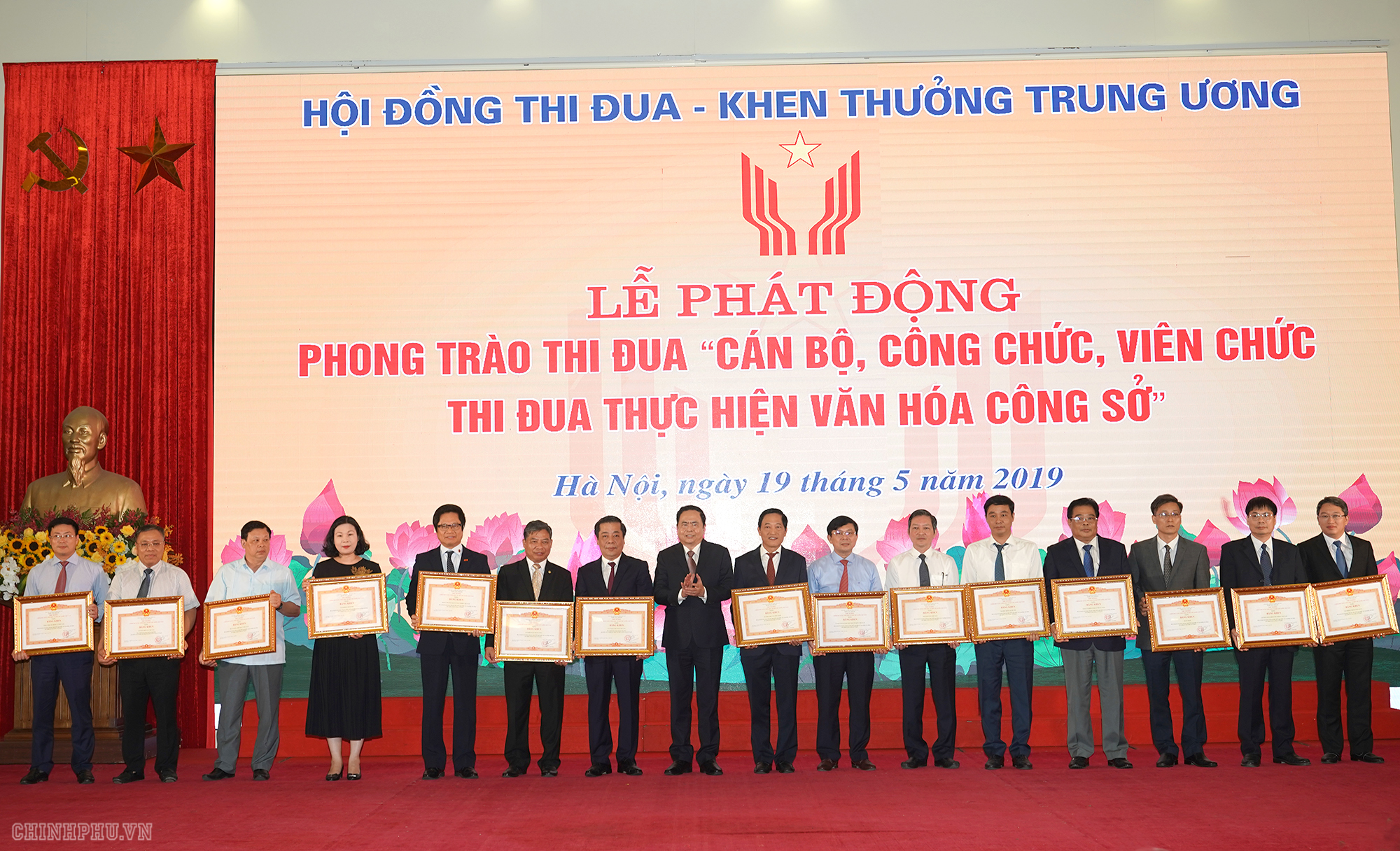 thu tuong can xoa bo ngay thu van hoa khong nhuc nhich
