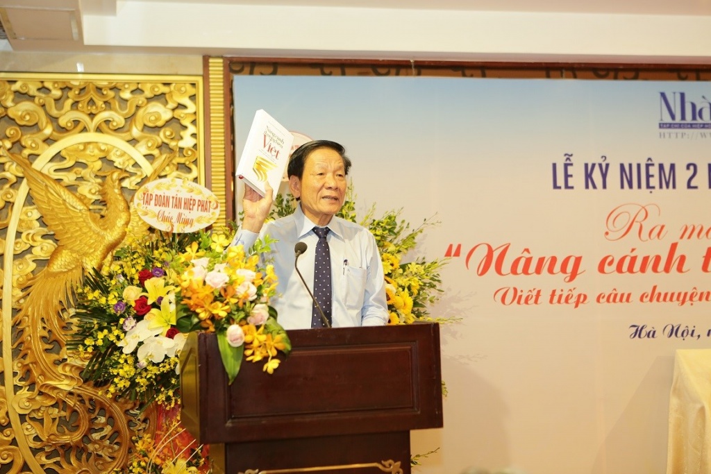Từ “Vượt lên người khổng lồ” đến “Nâng cánh thương hiệu Việt” - bí kíp tạo nên doanh nghiệp hàng đầu đất Việt tu vuot len nguoi khong lo den nang canh thuong hieu viet bi kip tao nen doanh nghiep hang dau dat viet