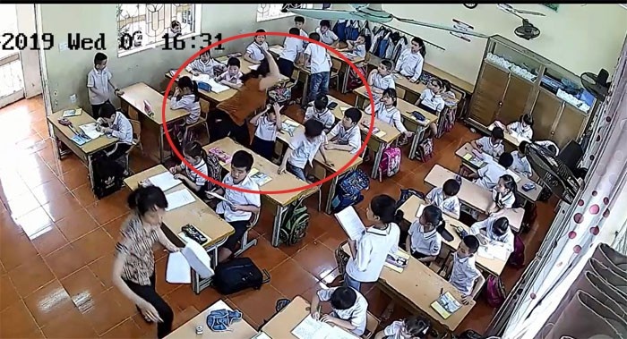 vu co giao tat hoc sinh o hai phong xu ly tiep giao vien tat hoi va hieu truong