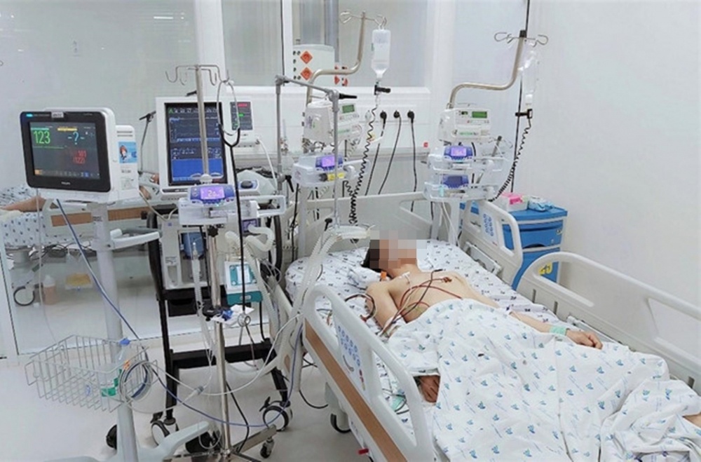 bat dong voi bo me nam sinh 15 tuoi uong thuoc tru sau tu tu