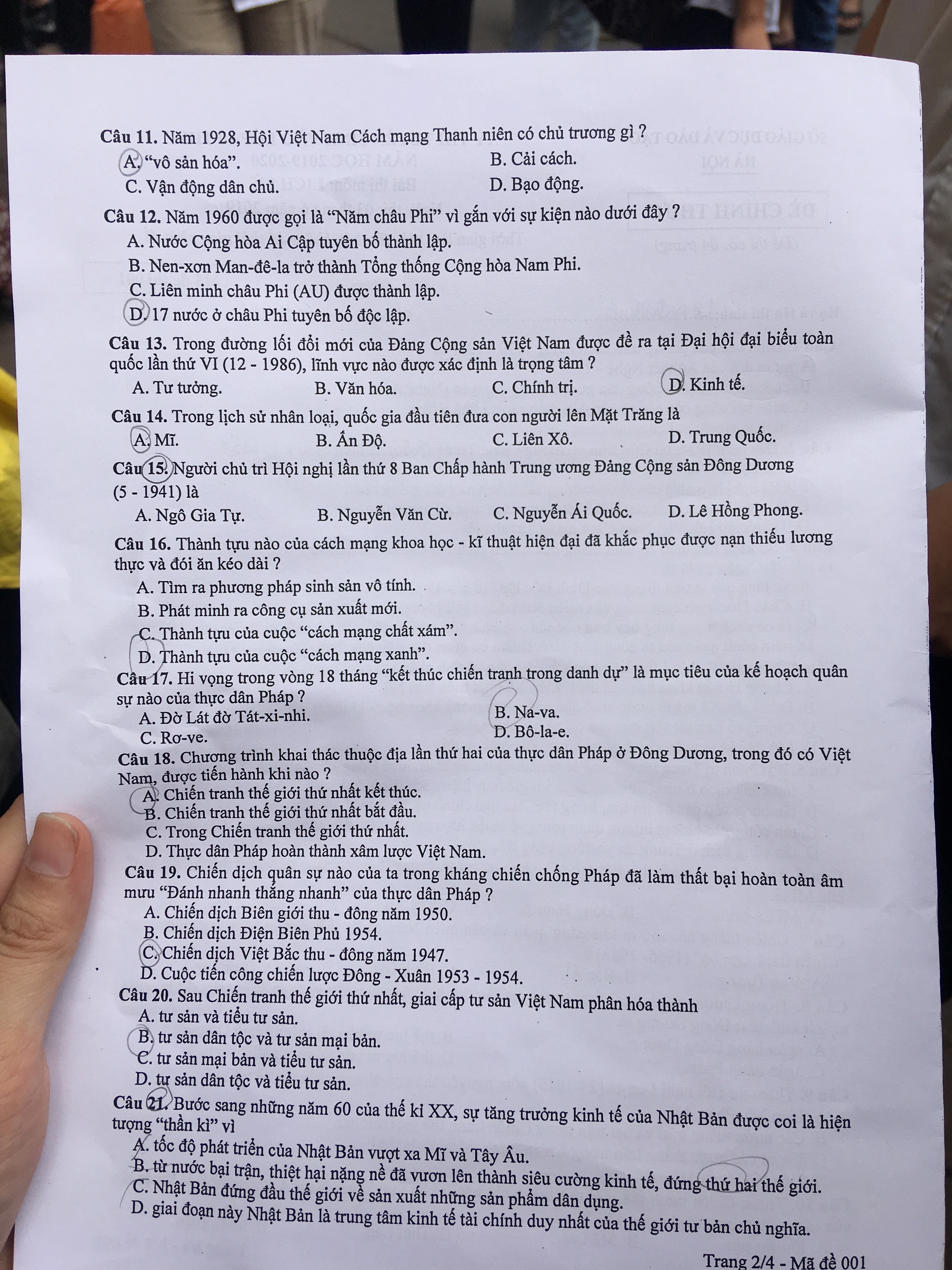 goi y dap an thi tuyen sinh lop 10 mon su so gddt ha noi nam 2019