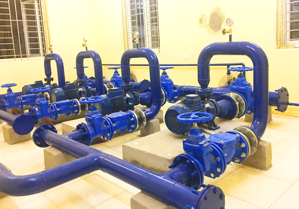 3000 sinh vien dh kinh te dung nuoc ban khong the khac phuc triet de