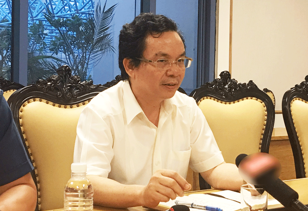 3000 sinh vien dh kinh te dung nuoc ban khong the khac phuc triet de