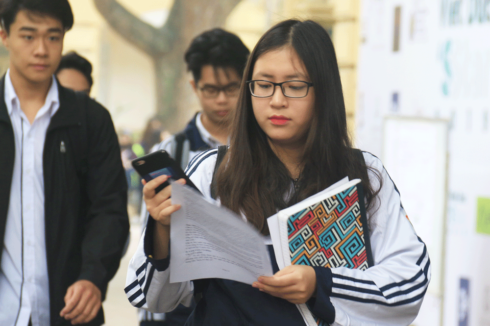 thi thpt quoc gia 2019 thi sinh duoc ra ngoai 10 phut o bai thi to hop