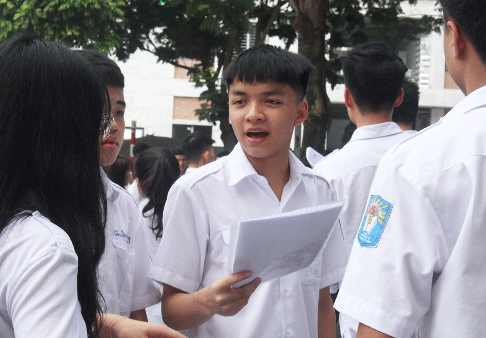 thi sinh rang ro sau bai thi mon van tu tin dat 8 diem