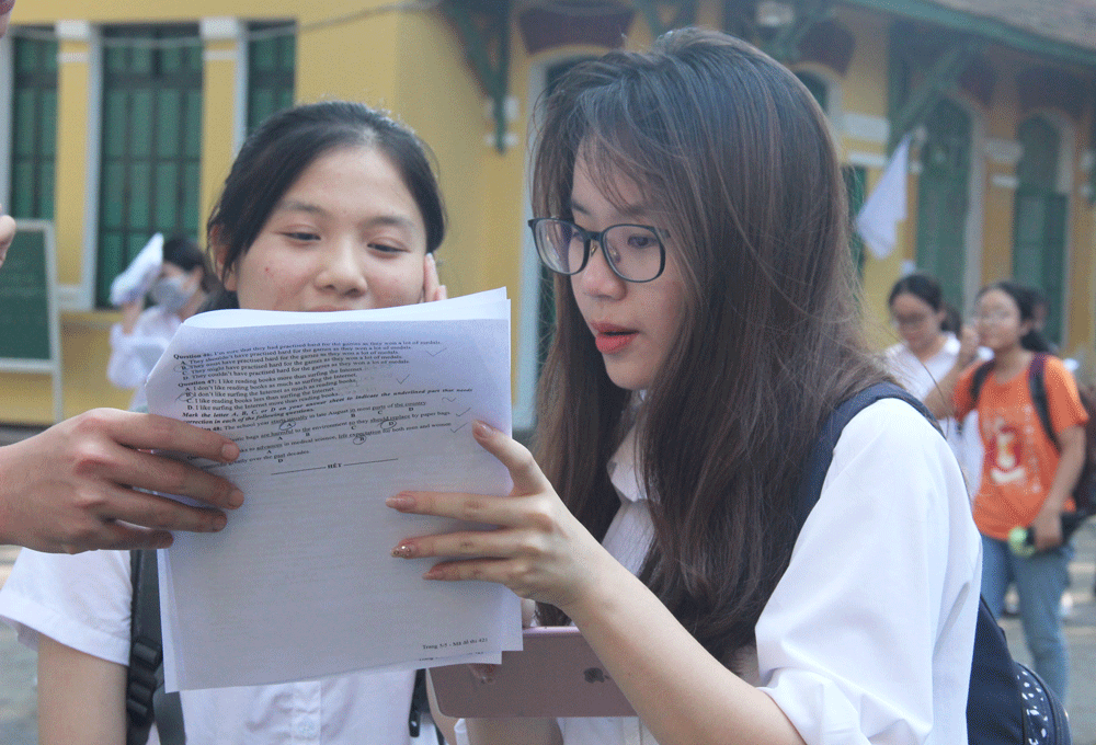 ha noi du kien cham bai thi mon ngu van thpt quoc gia trong 7 ngay