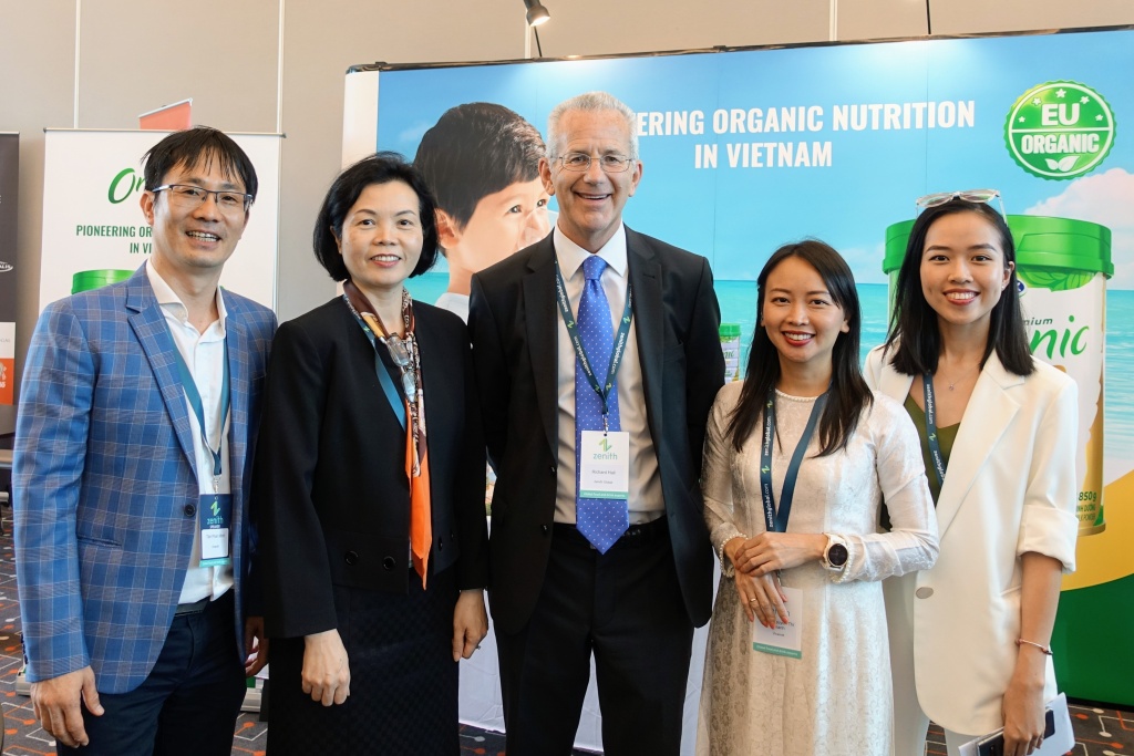 vinamilk la dai dien duy nhat cua chau a trinh bay ve xu huong organic tai hoi nghi sua tuoi toan cau 2019