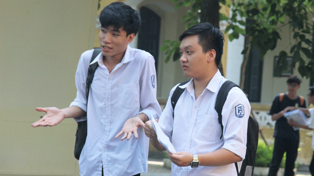 Chấm thi THPT quốc gia 2019: Điểm môn Văn đang dao động ở mức nào?