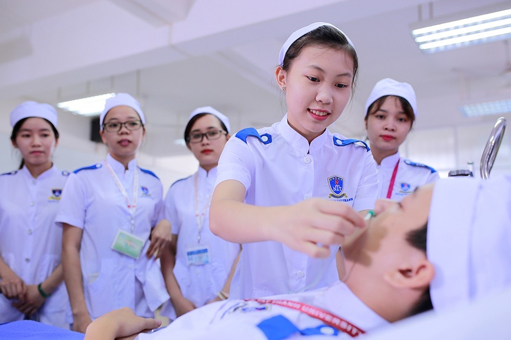 Điểm sàn đại học khối ngành Y dược năm 2019 mới nhất diem san dai hoc khoi nganh y duoc nam 2019 moi nhat