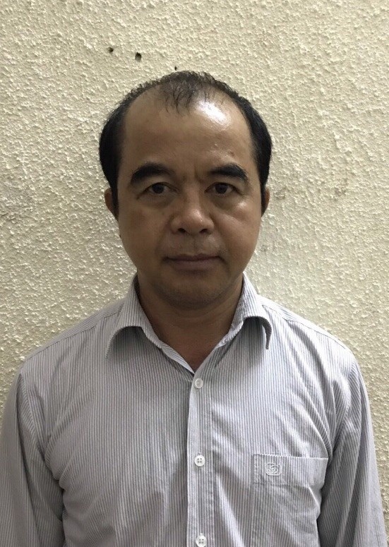 khoi to hieu truong dai hoc dong do do gia mao trong cong tac