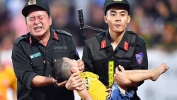 dut ngon tay so cuu tre co giat hinh anh dep nhung dung bat chuoc