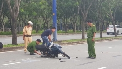 Chặn xe chạy quá tốc độ, cảnh sát giao thông bị tông trọng thương