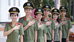 video toan canh vu cong ty phich nuoc rang dong boc chay du doi