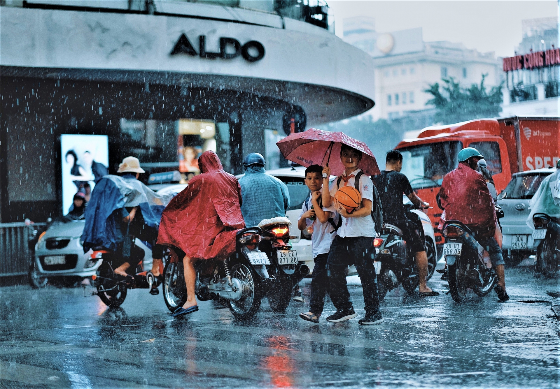 du bao thoi tiet ngay 278 bac bo mua rao va dong gio giat manh