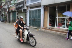 pho tong cuc truong deo mat na chong doc kiem tra vu chay nha may rang dong