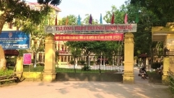 sao viet dua con den truong khai giang don nam hoc moi