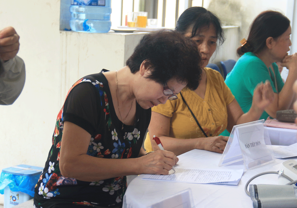 ai duoc xet nghiem thuy ngan mien phi sau vu chay cong ty rang dong