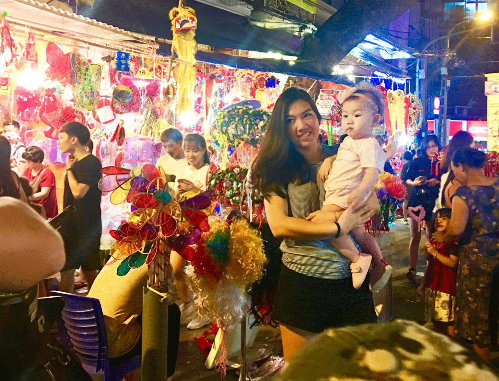 pho hang ma ngap tran mau sac don tet trung thu 2019