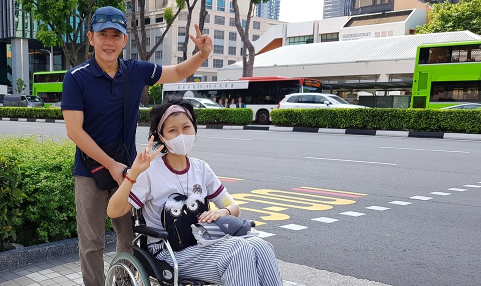 dao dien do duc thanh cao troc dau hien tuy cuu con gai ung thu
