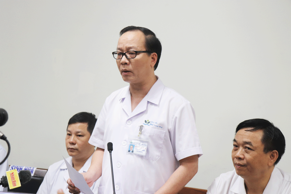 be trai 3 tuoi bi bo quen tren xe dua don o bac ninh duoc xuat vien