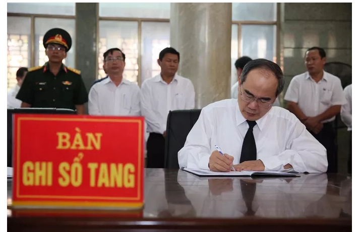 xuc dong tang le anh hung phi cong nguyen van bay tai tp hcm