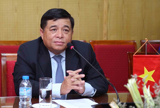 bo truong khdt noi ve 9 nguoi di nho chuyen co bo tron