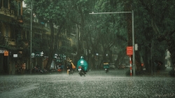 du bao thoi tiet ngay mai 2811 ha noi dem va sang troi ret trung bo mua lon dien rong