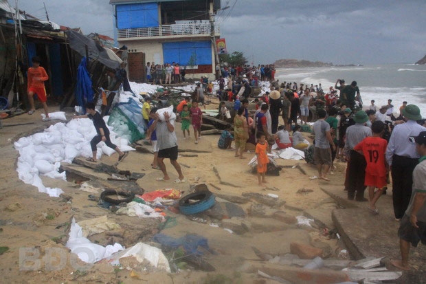 mien trung xo xac sau bao so 5