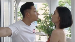 Hoa hồng trên ngực trái: Khang nổi cơn ghen, chất vấn khi thấy San cùng trai lạ
