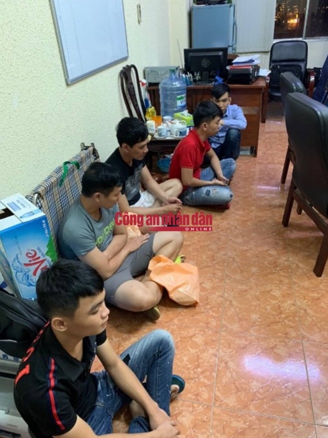 nhom nguoi chem chet quan xa lo ra dau thu