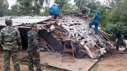 Bão số 6: 2 người chết, hơn 300 ngôi nhà bị ngập nước