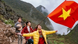 loi bai hat lyrics khoc cung em mr siro ft gray ft wind