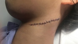 nu sinh que thai binh tu vong bat thuong tren cau vuot bo hanh suoi tien