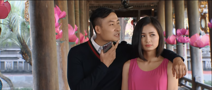 Hoa hồng trên ngực trái tập 42: Bảo tận tay đưa Khuê thẻ ngân hàng giúp Bống mổ tim hoa hong tren nguc trai tap 42 bao tan tay dua khue the ngan hang giup bong mo tim