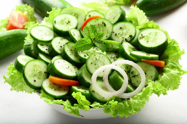 6 mon salad giup giu dang tang cuong suc de khang trong mua dich covid 19