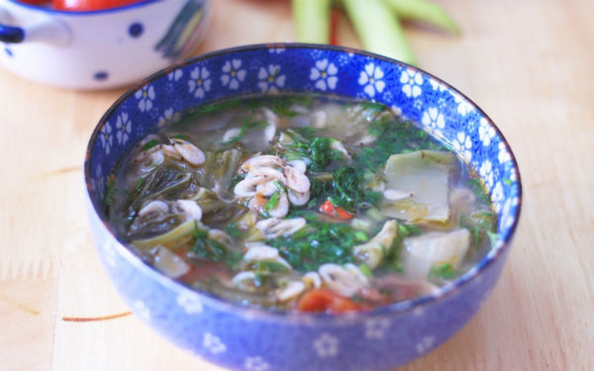 6 mon canh chua dua com de lam tai nha