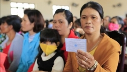 Lâm Đồng tặng 621 thẻ bảo hiểm y tế cho đồng bào dân tộc tại xã Tà Nung (Đà Lạt)