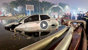 Toàn cảnh vụ xe ô tô chỗ mất lái đâm thẳng vào đài phun nước tại Thái Nguyên