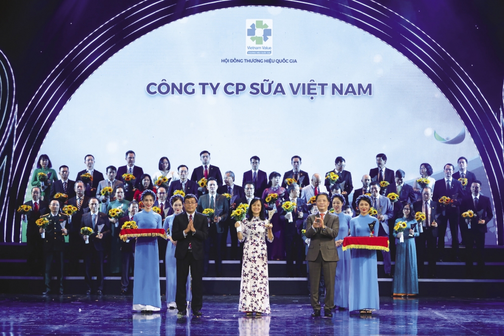 Nâng tầm thương hiệu quốc gia nhìn từ câu chuyện 