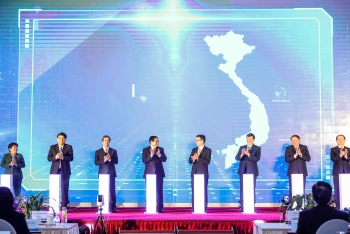 thu tuong pham minh chinh cham soc bao ve tot nhat tre em khong chi vi tuong lai dat nuoc