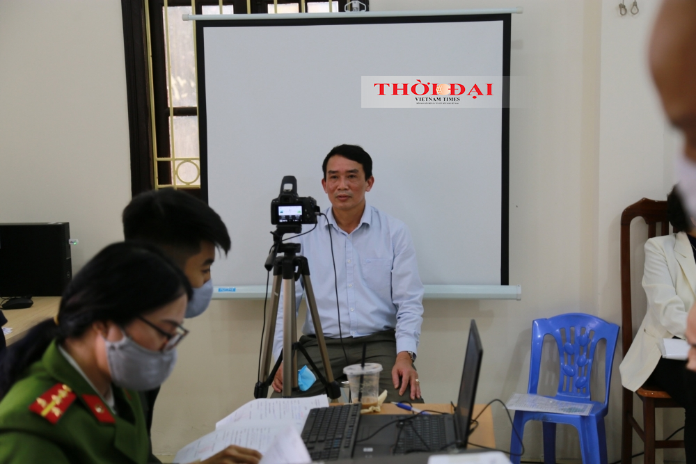 Tấp nập người dân đi làm CCCD gắn chíp: Nhanh chóng, thuận tiên