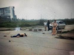 vo dung sung ban chong o ha noi bi tuyen y an bat giam ngay tai toa