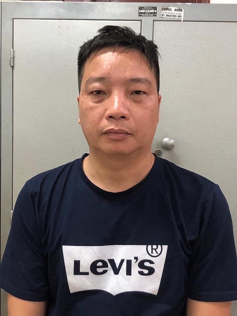 Khởi tố hình sự 2 đối tượng sản xuất, buôn bán mì chính giả khoi to hinh su 2 doi tuong san xuat buon ban mi chinh gia