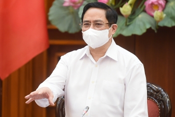 thu tuong pham minh chinh gui thu khen nhung chien si ao trang o tuyen dau chong dich