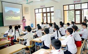 Đẩy mạnh khuyến học, khuyến tài, xây dựng xã hội học tập