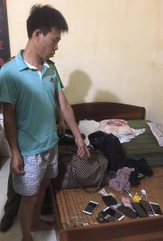 ba t sie u tro m dien thoai ta i be nh vie n son tay