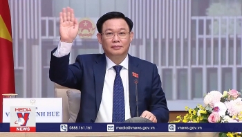 chu tich quoc hoi vuong dinh hue hoi dam voi chu tich nhan dai trung quoc