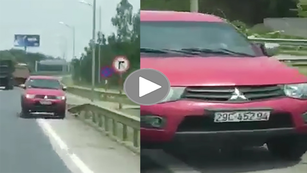 Chạy ngược chiều trên cao tốc, xe bán tải gây va quệt với ôtô khác