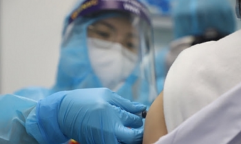 Thông tin chi tiết về việc tiêm vaccine cho trẻ em tại TP HCM