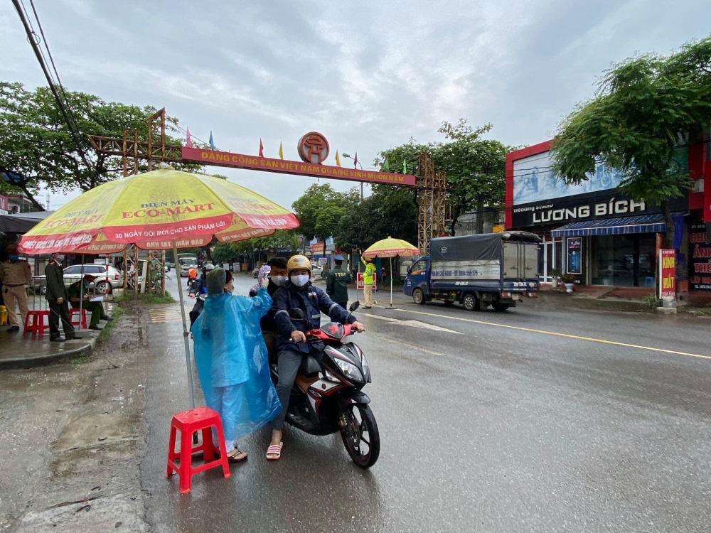 Hà Nội gia hạn biện pháp giãn cách thêm 15 ngày